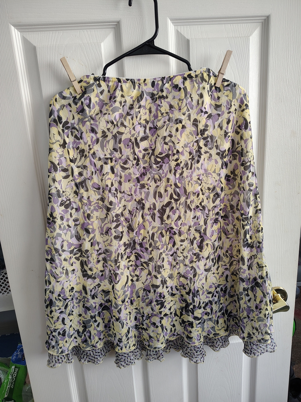 Briggs New York Lavender, Cream & Black Floral A-Line Skirt